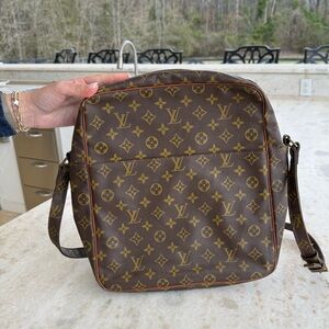 EUC, Auth LOUIS VUITTON Monogram Marceau Crossbody Bag, Vintage